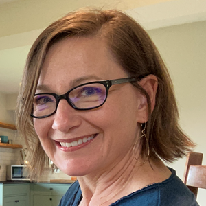 Photo of Elizabeth Hampton
